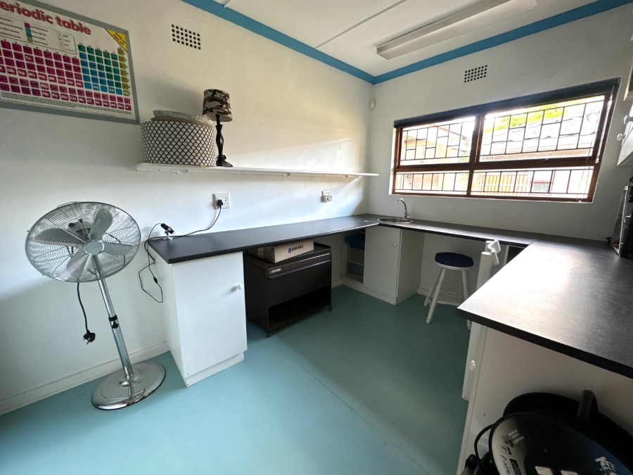 4 Bedroom Property for Sale in Bergsig Western Cape